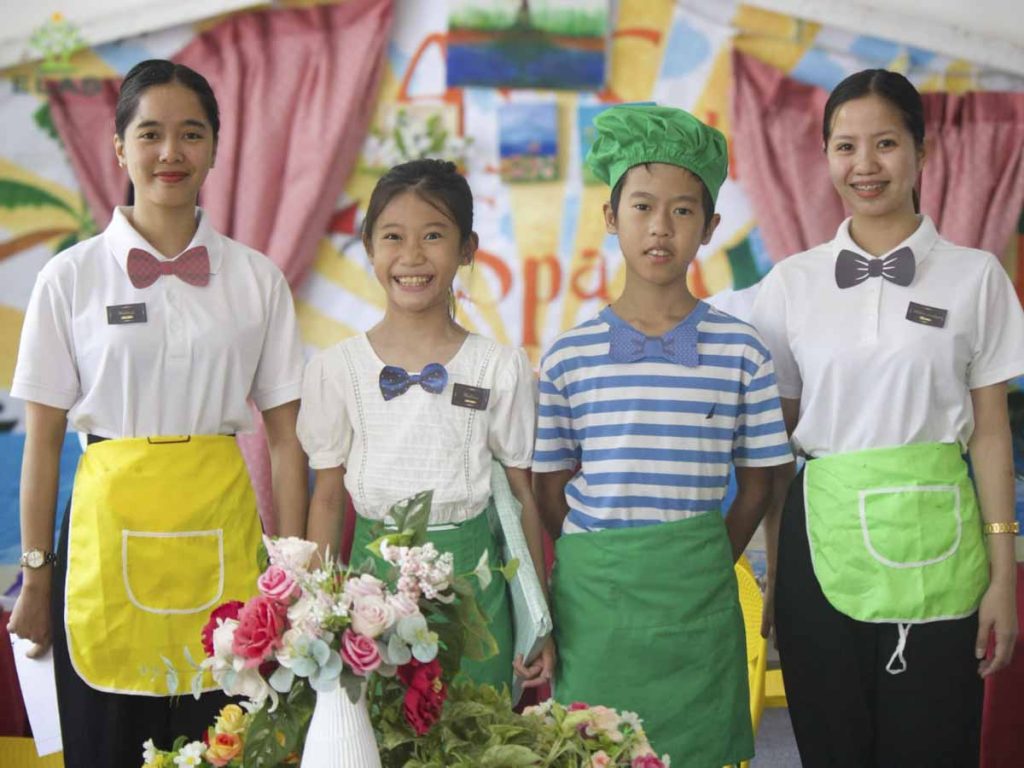 Trải nghiệm lớp học tiếng anh “Nhà hàng ELAS” độc đáo cho các con