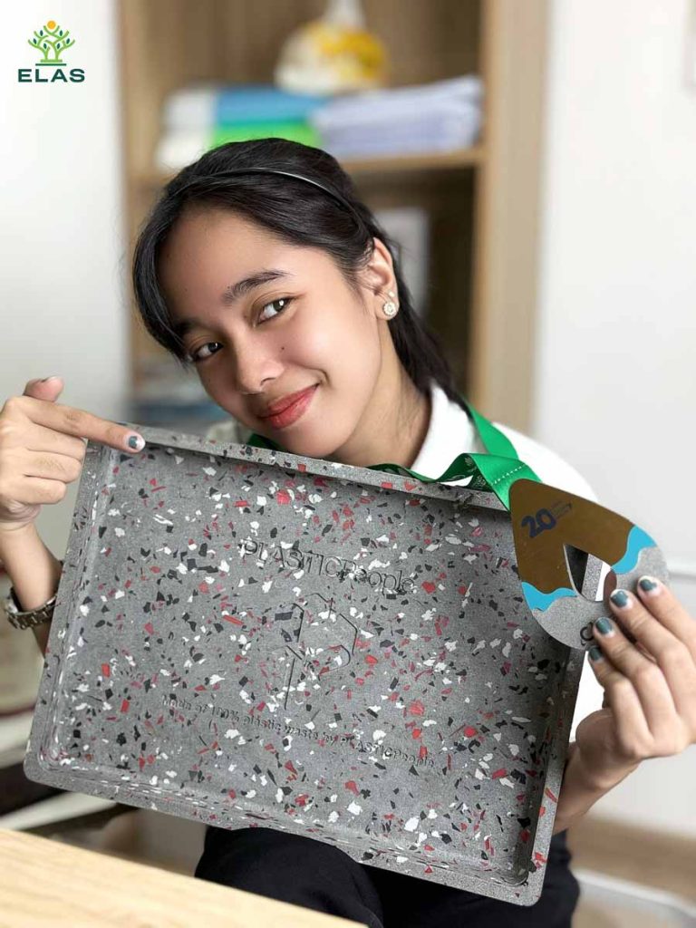 Nên chọn trung tâm tiếng anh online hay offline cho bé ở long xuyên?